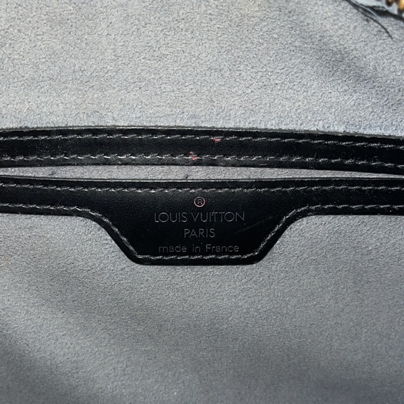 LOUIS VUITTON Soufflot Handbag Epi Leather 2012 - Picture 4 of 5